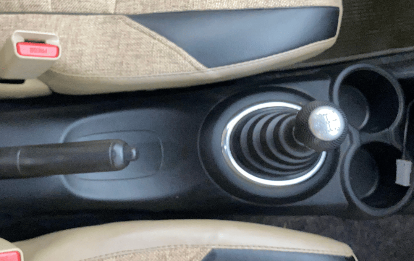 2013 Honda Brio S MT, Petrol, Manual, 43,892 km, Gear Lever