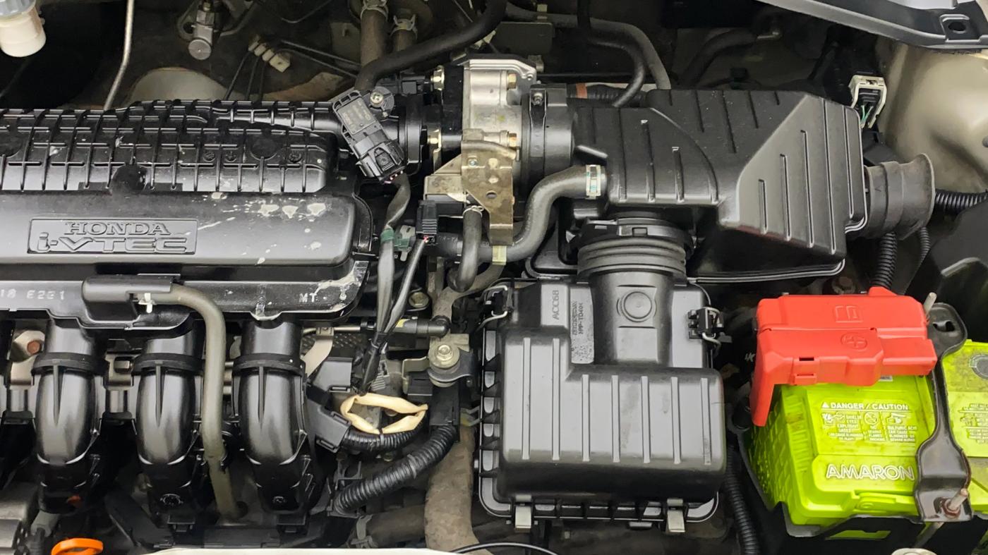 2013 Honda Brio S MT, Petrol, Manual, 43,892 km, Engine View - Left