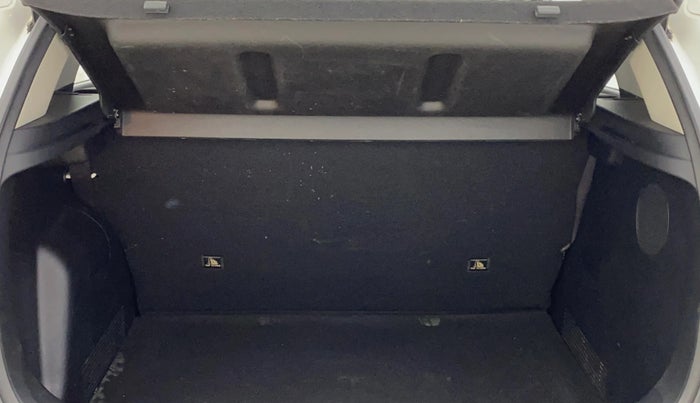 2020 KIA SONET GTX PLUS 1.0 IMT, Petrol, Manual, 52,368 km, Boot Inside