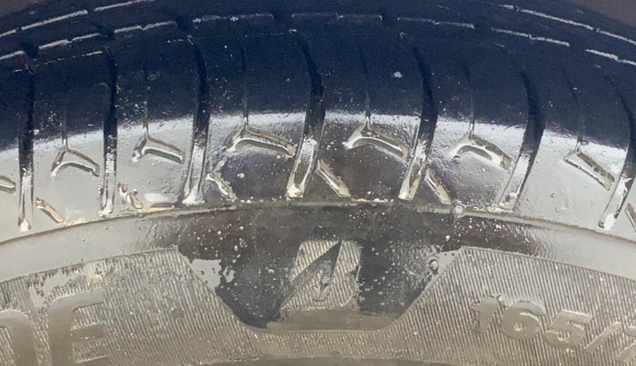 2018 Hyundai Xcent S 1.2, Petrol, Manual, 65,504 km, Right Front Tyre Tread