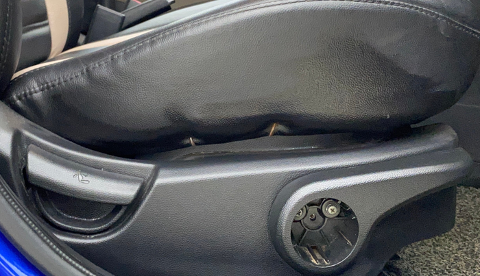 2014 Hyundai Xcent S (O) 1.2, Petrol, Manual, 49,491 km, Driver Side Adjustment Panel