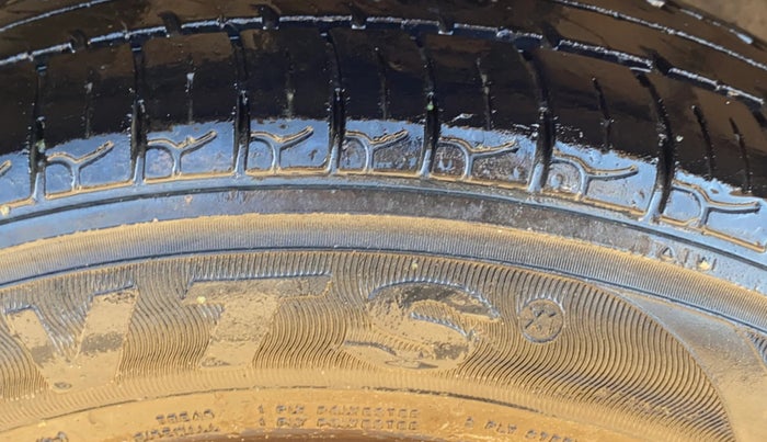 2017 Datsun Go T, Petrol, Manual, 81,608 km, Left Front Tyre Tread