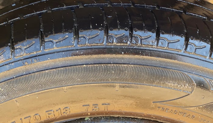 2017 Datsun Go T, Petrol, Manual, 81,608 km, Left Rear Tyre Tread