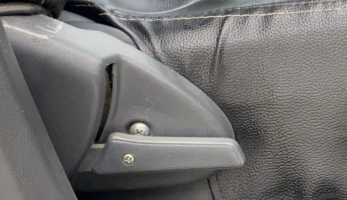 2018 Maruti Alto 800 LXI, Petrol, Manual, 23,787 km, Driver Side Adjustment Panel