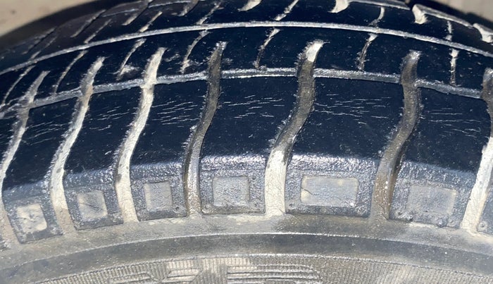 2018 Maruti Alto 800 LXI, Petrol, Manual, 23,787 km, Left Front Tyre Tread
