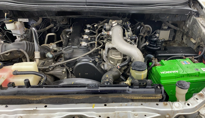 2014 Toyota Innova 2.5 GX 8 STR, Diesel, Manual, 73,319 km, Engine View - Left