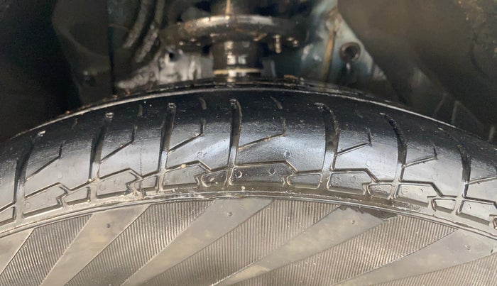 2021 Maruti S Cross ZETA 1.5, Petrol, Manual, 1,10,890 km, Right Front Tyre Tread