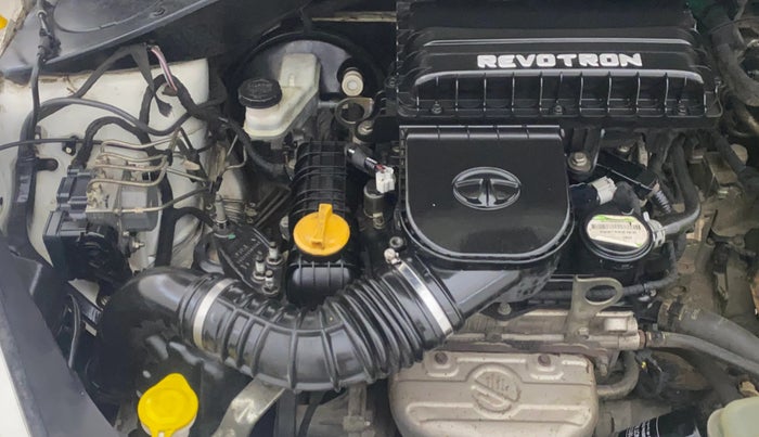 2017 Tata Tiago XZA PETROL, Petrol, Automatic, 68,190 km, Engine View - Right