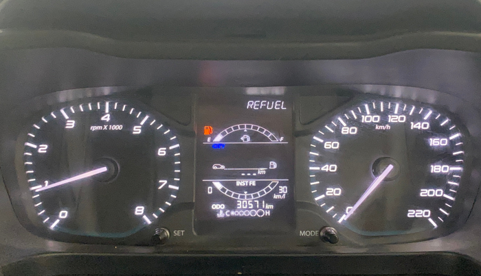 2021 Tata ALTROZ XE PETROL, Petrol, Manual, 30,527 km, Odometer Image