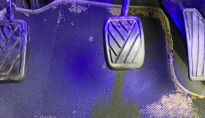 2018 Maruti IGNIS DELTA 1.2, Petrol, Manual, 1,33,362 km, Pedals