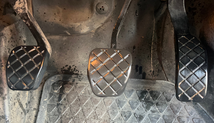 2019 Volkswagen Polo HIGHLINE PLUS 1.0 16 ALLOY, Petrol, Manual, 1,23,914 km, Pedals