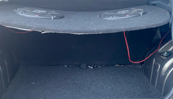 2016 Renault Kwid RXT 0.8, Petrol, Manual, 51,135 km, Boot Inside