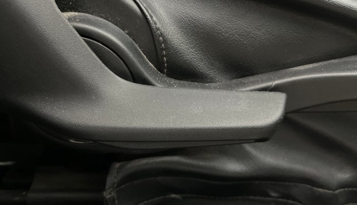 2018 Maruti Baleno ALPHA PETROL 1.2, Petrol, Manual, 42,292 km, Driver Side Adjustment Panel