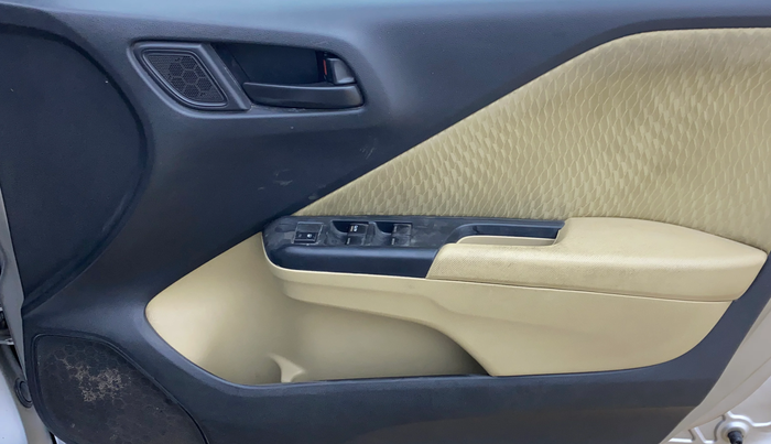 2014 Honda City 1.5L I-VTEC S MT, Petrol, Manual, 78,165 km, Driver Side Door Panels Control