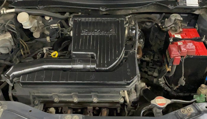 2017 Maruti Swift VXI O, CNG, Manual, 1,20,150 km, Engine View