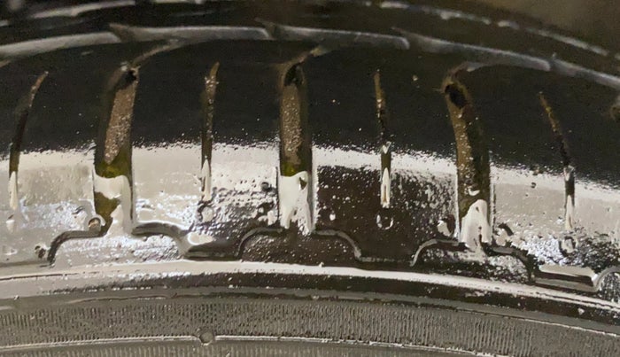 2016 Fiat Avventura EMOTION MULTIJET 1.3, Diesel, Manual, 47,730 km, Right Rear Tyre Tread