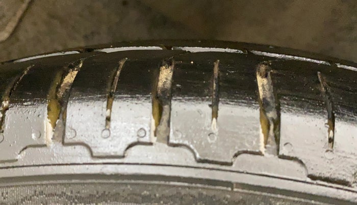 2016 Fiat Avventura EMOTION MULTIJET 1.3, Diesel, Manual, 47,730 km, Left Rear Tyre Tread