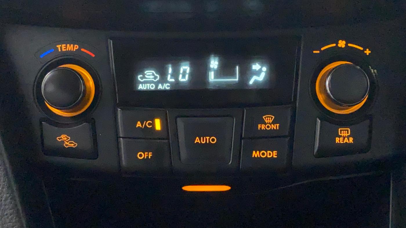 2012 Maruti Swift ZXI D, CNG, Manual, 48,375 km, Automatic Climate Control