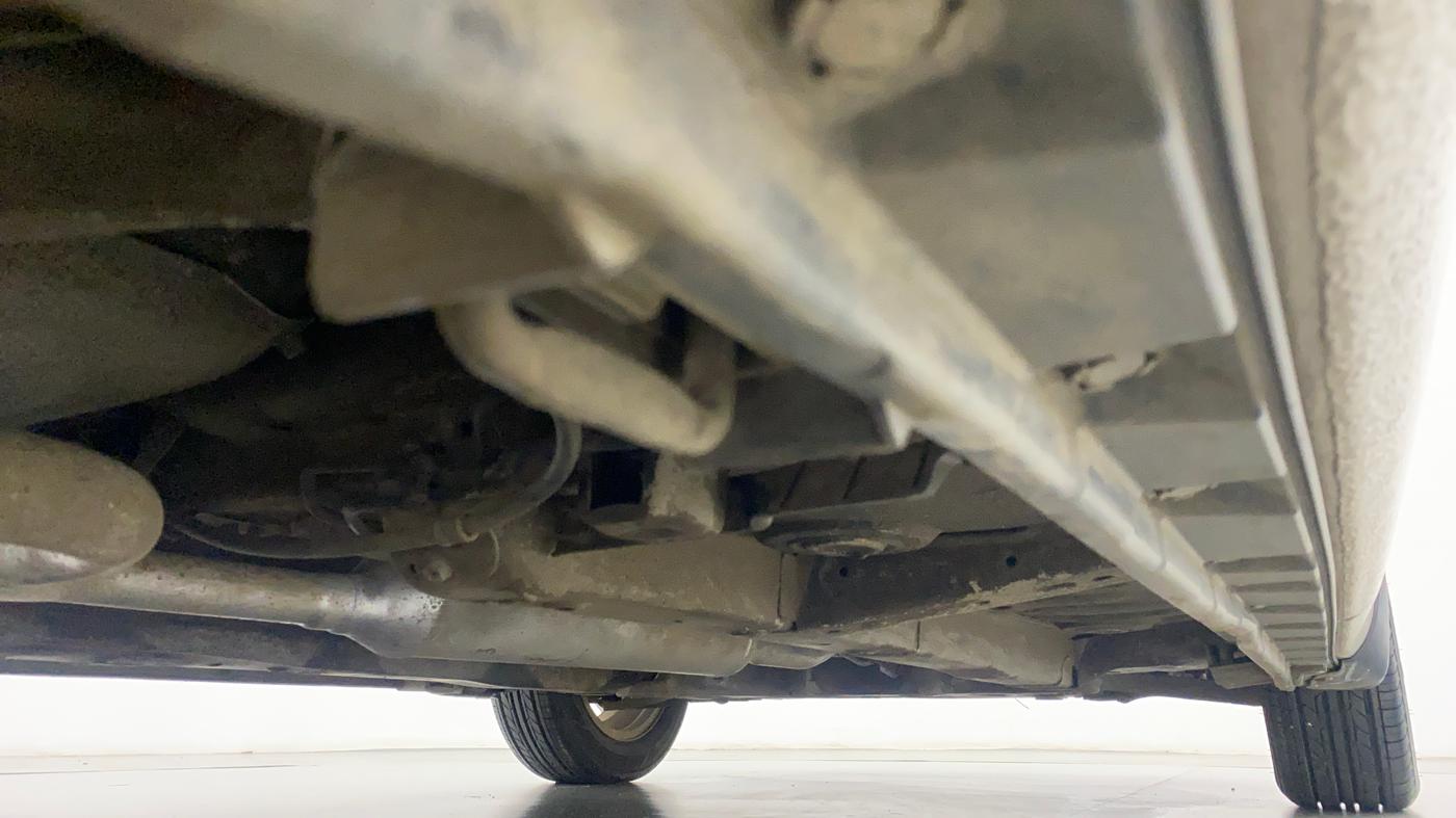 2012 Maruti Swift ZXI D, CNG, Manual, 48,375 km, Right Side Underbody