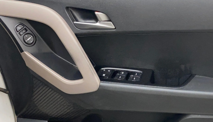 2017 Hyundai Creta SX PLUS AT 1.6 DIESEL, Diesel, Automatic, 89,988 km, Driver Side Door Panels Control