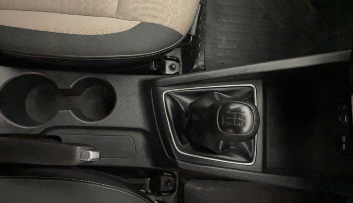 2016 Hyundai Elite i20 MAGNA 1.2, Petrol, Manual, 33,143 km, Gear Lever