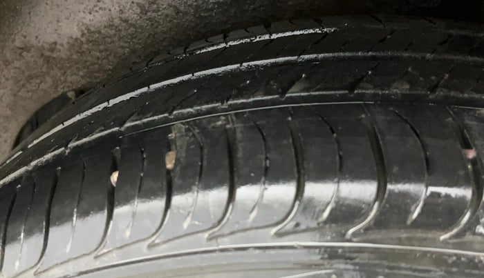 2016 Hyundai Creta S 1.6 PETROL, Petrol, Manual, 79,069 km, Left Rear Tyre Tread