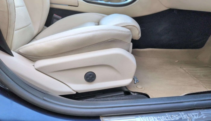 2017 Mercedes Benz E Class E 220 D, Diesel, Automatic, 45,820 km, Driver Side Adjustment Panel