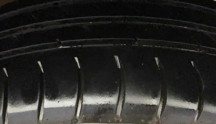 2016 Datsun Go T, Petrol, Manual, 41,128 km, Left Rear Tyre Tread