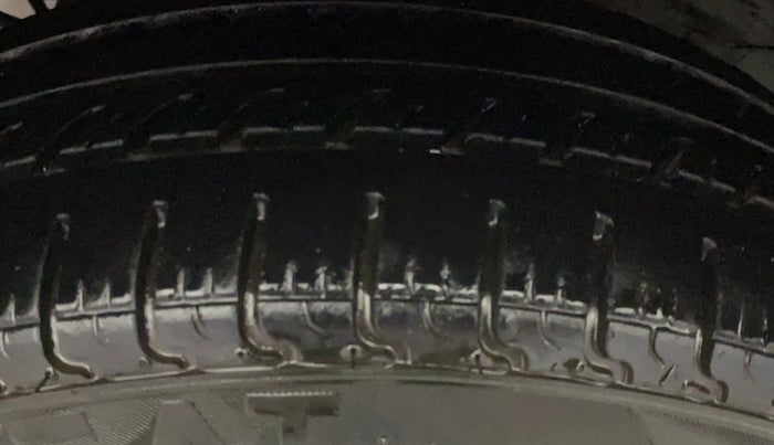 2016 Datsun Go T, Petrol, Manual, 41,128 km, Left Front Tyre Tread