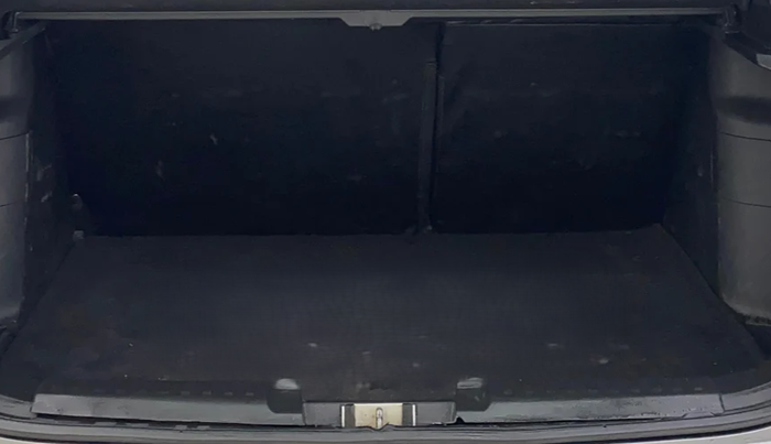 2019 Maruti Vitara Brezza ZDI AMT, Diesel, Automatic, 1,28,345 km, Boot Inside