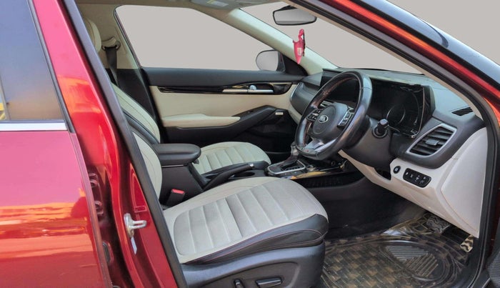 2019 KIA SELTOS GTX PLUS DCT 1.4 PETROL, Petrol, Automatic, 71,915 km, Right Side Front Door Cabin