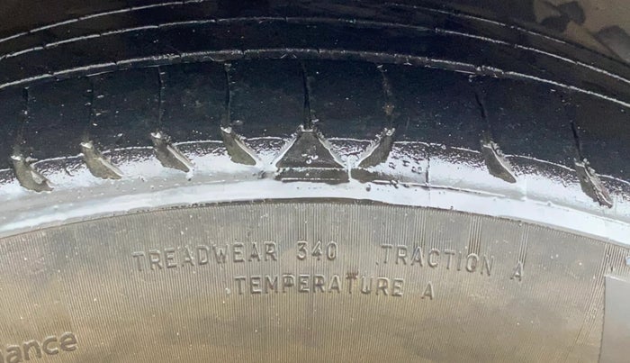 2019 MG HECTOR SMART 1.5 DCT PETROL, CNG, Automatic, 91,563 km, Right Front Tyre Tread