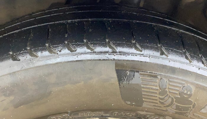 2019 MG HECTOR SMART 1.5 DCT PETROL, CNG, Automatic, 91,563 km, Left Front Tyre Tread