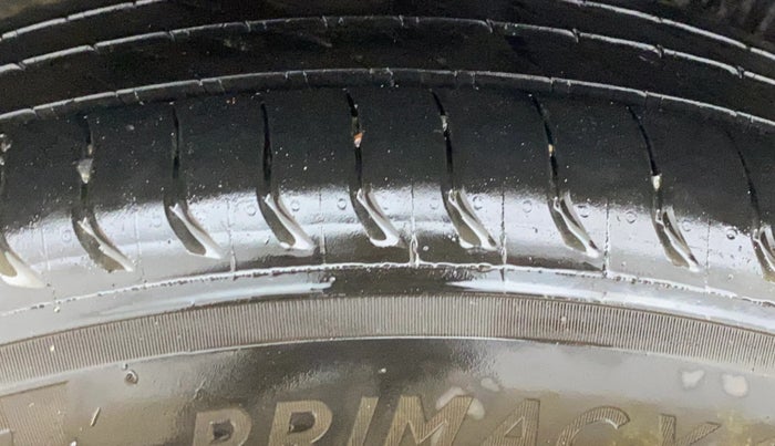 2019 MG HECTOR SMART 1.5 DCT PETROL, CNG, Automatic, 91,563 km, Right Rear Tyre Tread