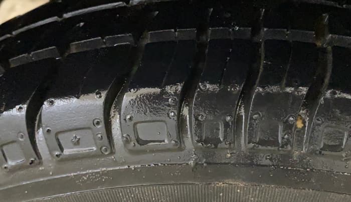 2016 Maruti Alto 800 VXI, Petrol, Manual, 24,581 km, Right Rear Tyre Tread