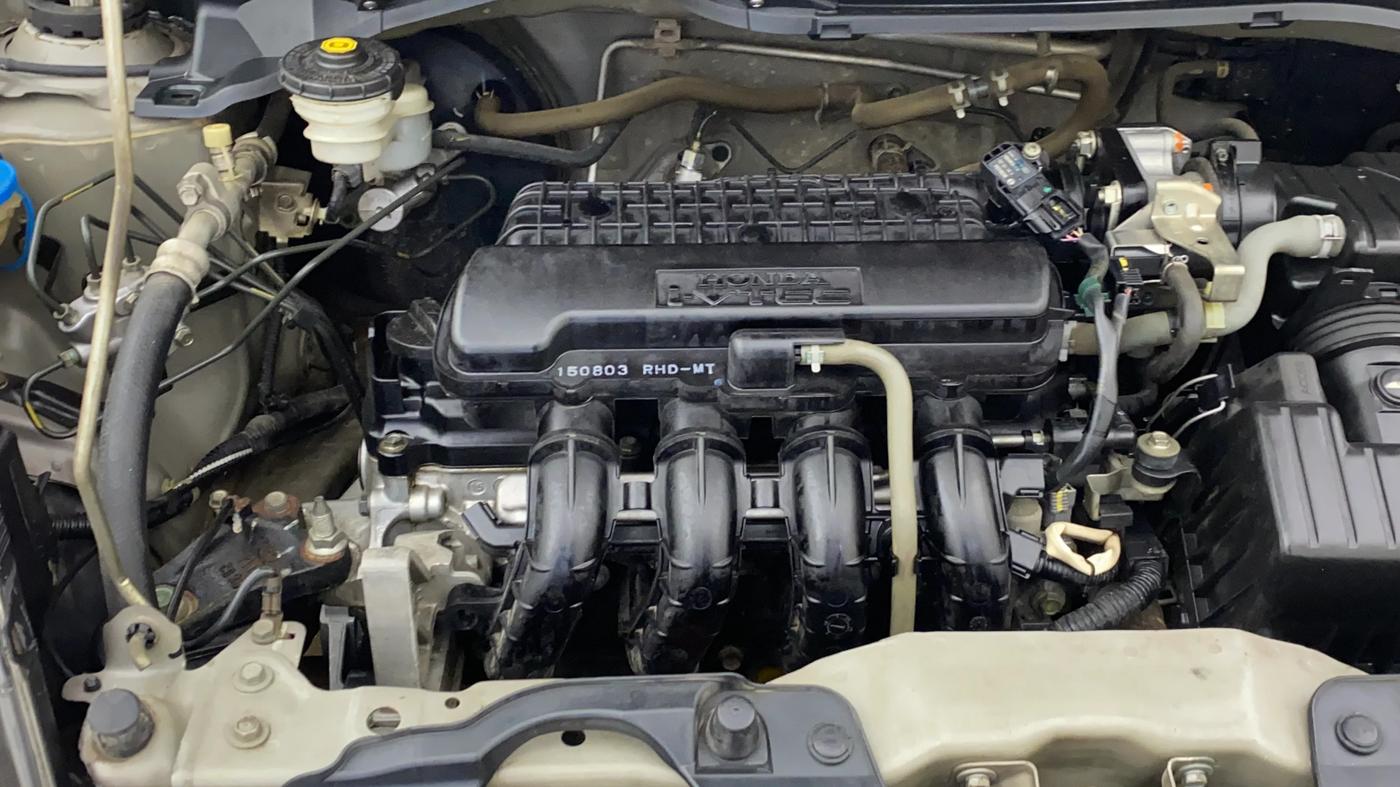 2015 Honda Brio E MT, Petrol, Manual, 69,450 km, Engine View - Right