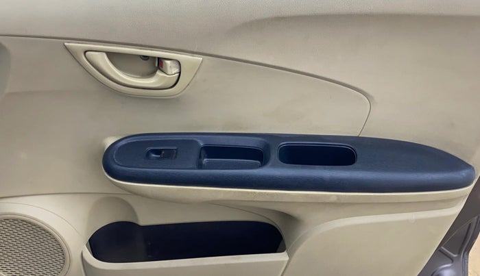 2015 Honda Brio E MT, Petrol, Manual, 69,369 km, Driver Side Door Panels Control