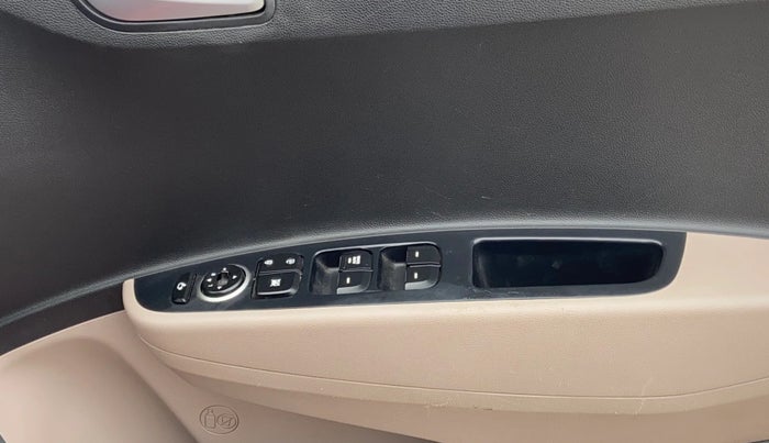 2019 Hyundai Grand i10 SPORTZ AT 1.2 KAPPA VTVT, Petrol, Automatic, 77,547 km, Driver Side Door Panels Control