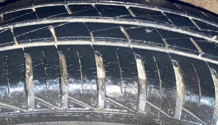 2021 Datsun Redi Go T(O), Petrol, Manual, 10,455 km, Left Rear Tyre Tread