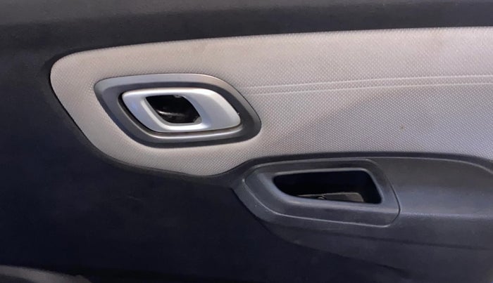 2021 Datsun Redi Go T(O), Petrol, Manual, 10,455 km, Driver Side Door Panels Control