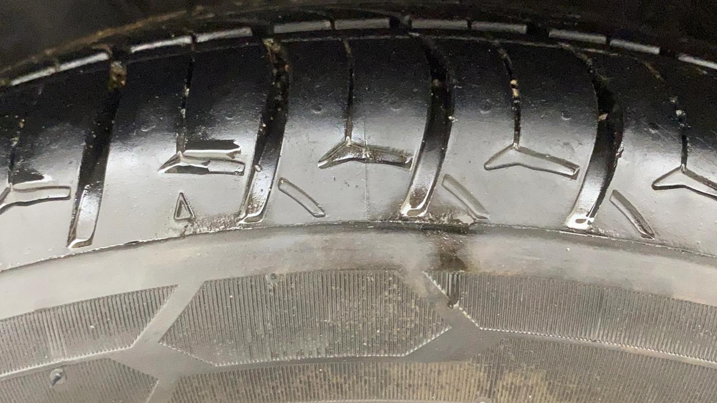 2013 Toyota Etios G, Petrol, Manual, 77,351 km, Left Front Tyre Tread