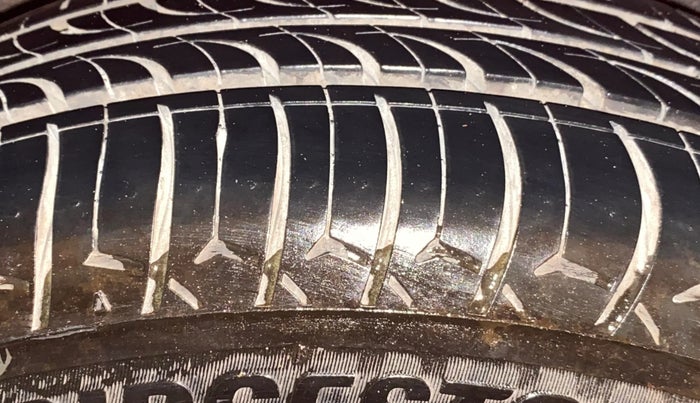 2016 Maruti Baleno DELTA PETROL 1.2, Petrol, Manual, 47,594 km, Right Rear Tyre Tread