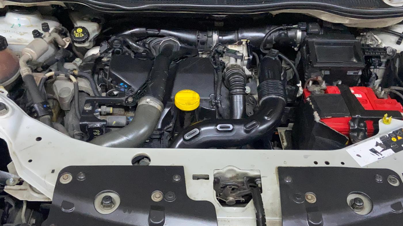 2019 Nissan Kicks XV PREMIUM (O) DIESEL, Diesel, Manual, 1,39,313 km, Engine View