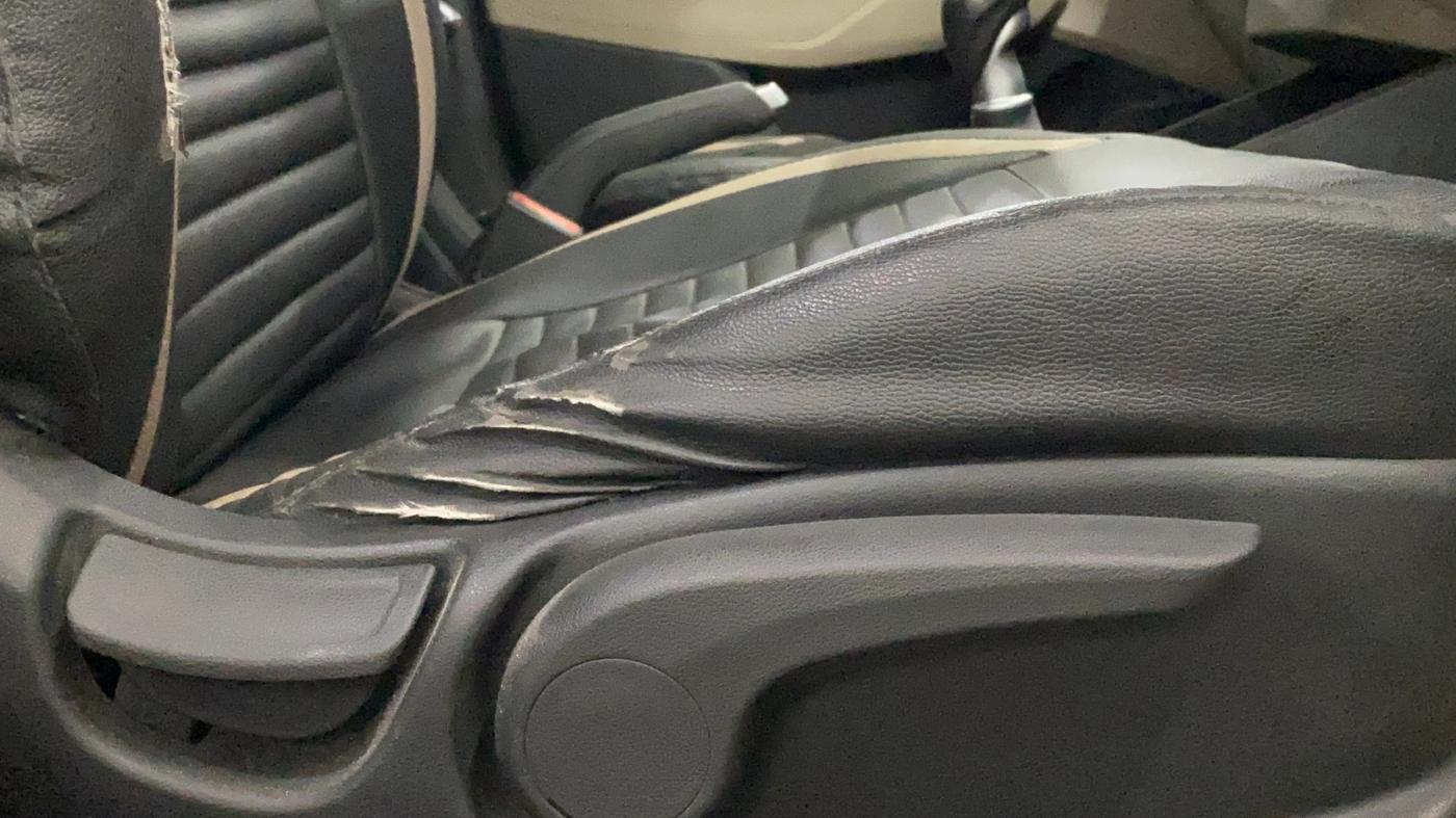 2018 Hyundai Verna 1.4 EX PETROL, Petrol, Manual, 43,601 km, Driver Side Adjustment Panel