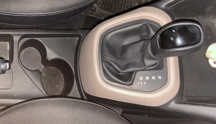 2017 Hyundai Grand i10 SPORTZ (O) AT 1.2 KAPPA VTVT, Petrol, Automatic, 39,461 km, Gear Lever