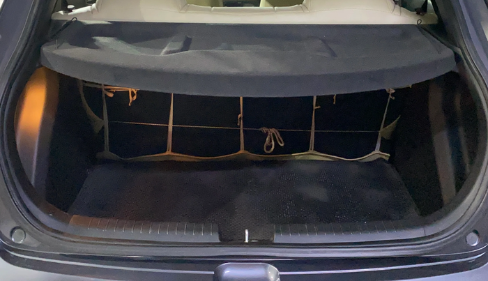 2015 Hyundai Elite i20 SPORTZ 1.2 (O), Petrol, Manual, 13,423 km, Boot Inside