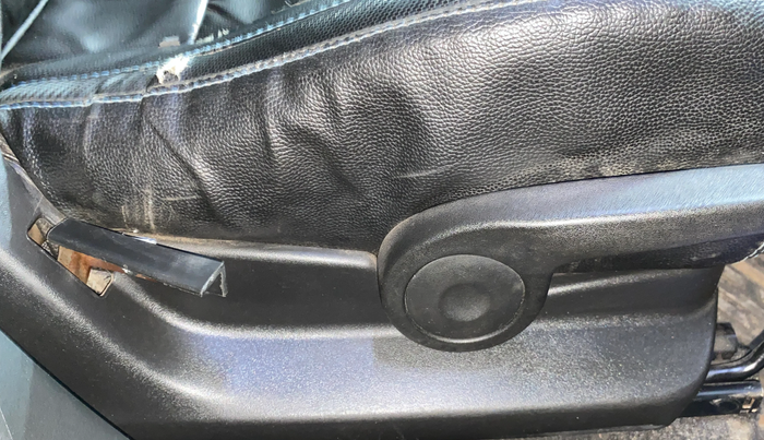 2016 Maruti S Cross ZETA 1.3, Diesel, Manual, 53,294 km, Driver Side Adjustment Panel