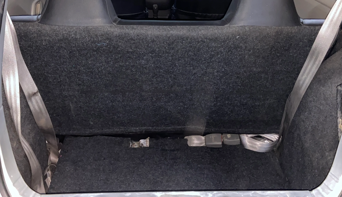 2016 Datsun Redi Go T (O), Petrol, Manual, 79,431 km, Boot Inside