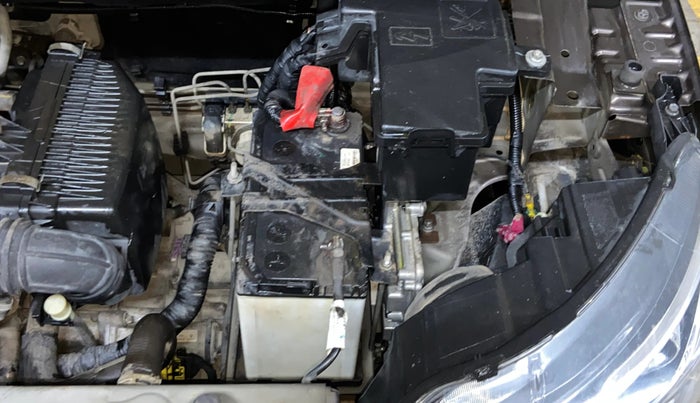 2022 Renault TRIBER RXT AMT, Petrol, Automatic, 44,102 km, Engine View - Left