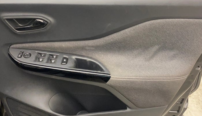 2023 Nissan MAGNITE XV TURBO KURO EDITION, Petrol, Manual, 66,044 km, Driver Side Door Panels Control